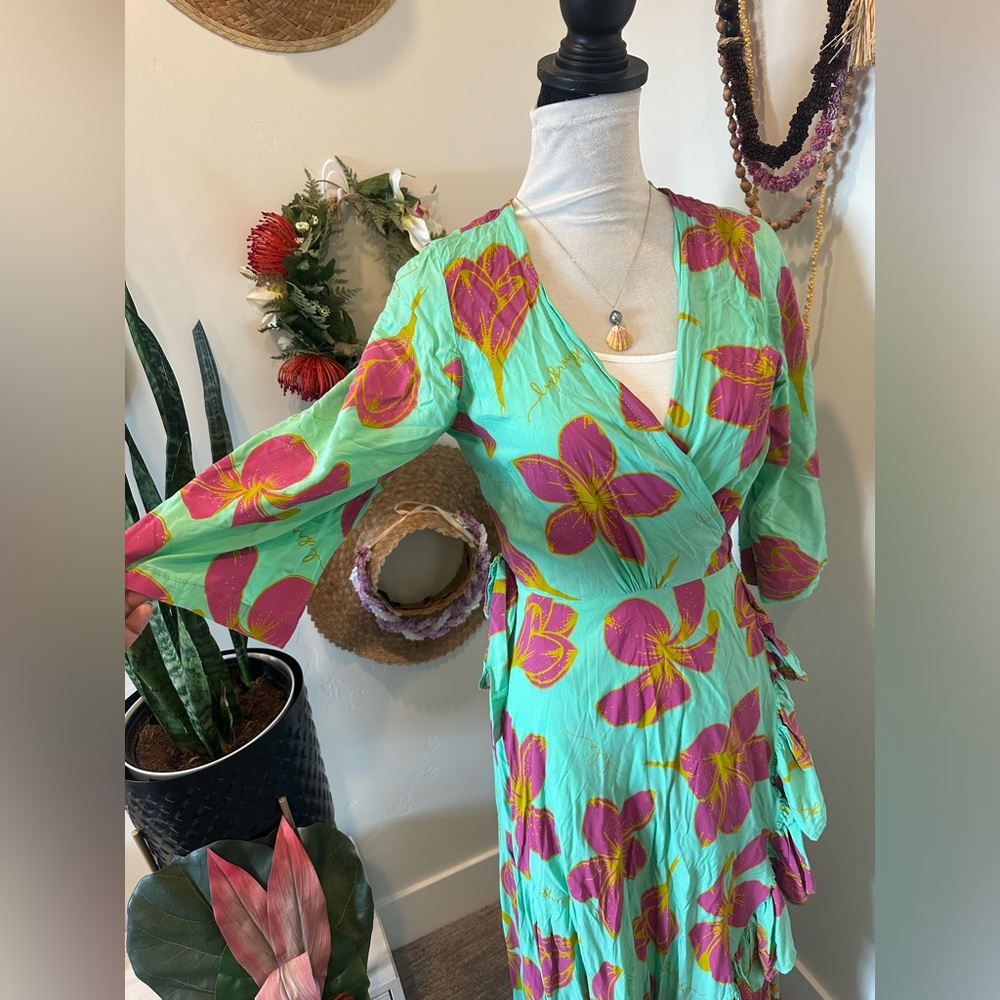Lexbreezy Wrap Dress | Large